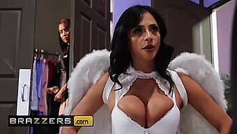 Lesbičky Milf Čarodějky Používají Velké Hračky V Brazzers Videu