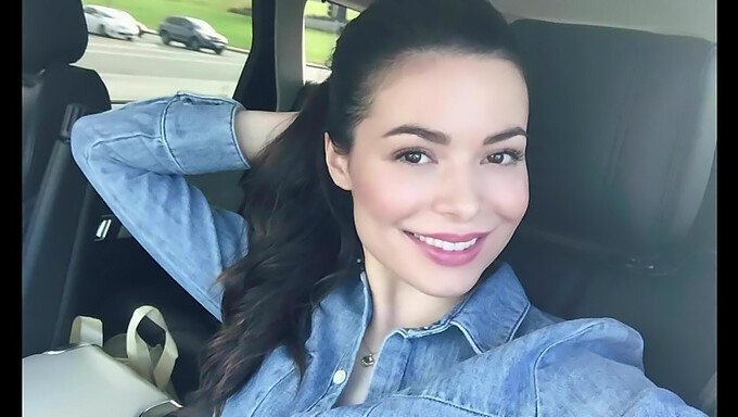 Bruneta Celebritate Miranda Cosgrove Se Masturbează În Fața Camerei