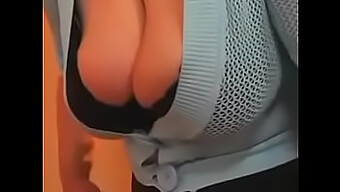 Hou Van Grote Natuurlijke Tieten? Bekijk Deze Milf-Video!