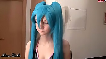 Hentai-Porno Met Cumshot In Het Gezicht Voor Duitse Cosplayer