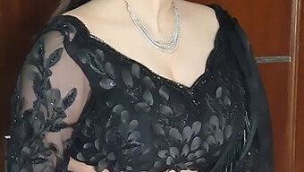 Erotic Bhabhi